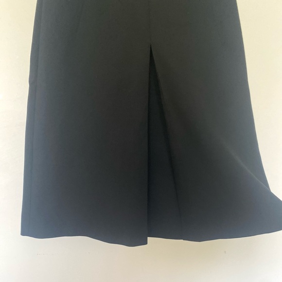 Zara Knee Length Pleated Front Skirt - Picture 4 of 8